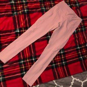 Leggings with pockets